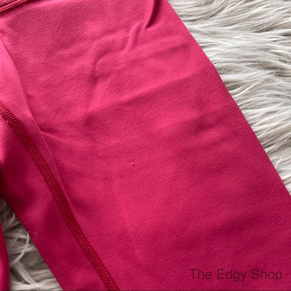 lululemon athletica | Wunder Under Crop Reversible Cranberry / Alarming - Picture 12 of 13